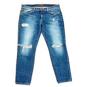 Joe’s Distressed Straight Ankle Blue Jeans W32